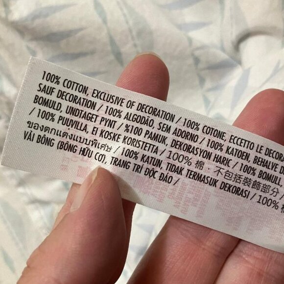 Disney Men's White/Blue Frozen 2 By Brittany Lee Button Up Shirt Size Small - Picture 5 of 6